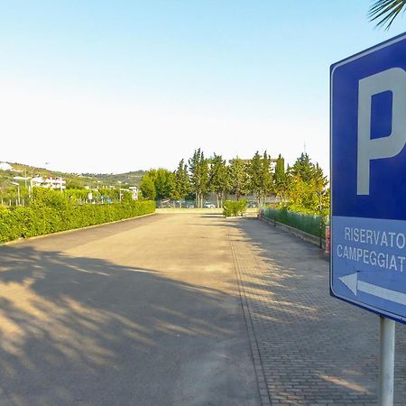 Camping & Residence Il Pioppeto Vasto Exteriör bild